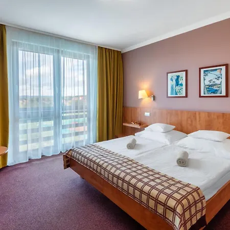 Hunguest Pelion فندق 3*