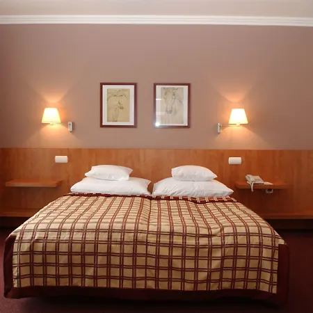Hunguest Pelion 3*