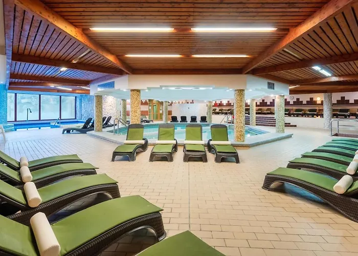 Hunguest Pelion Отель Тапольца