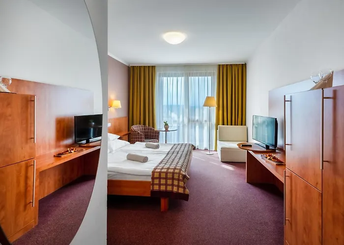 Отель Hunguest Pelion