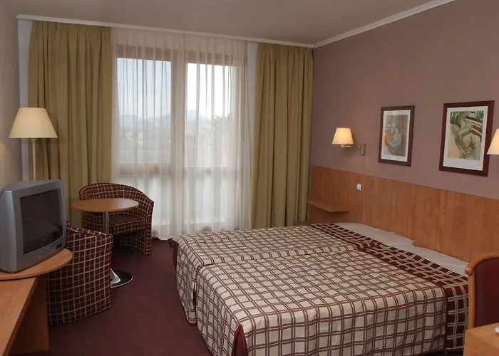 Отель Hunguest Pelion