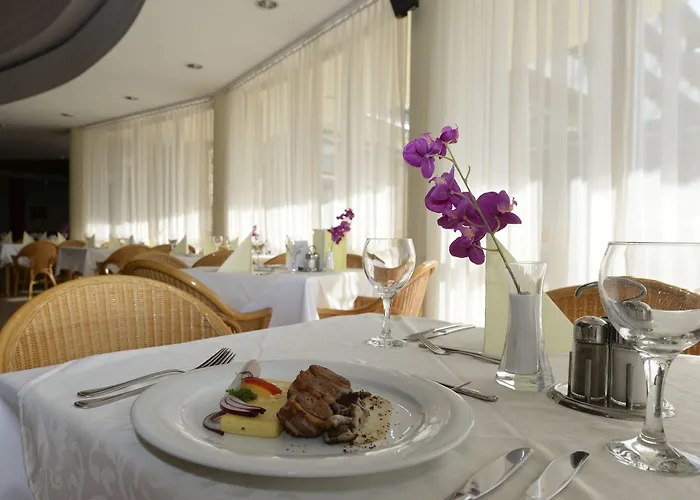 Hunguest Pelion Отель